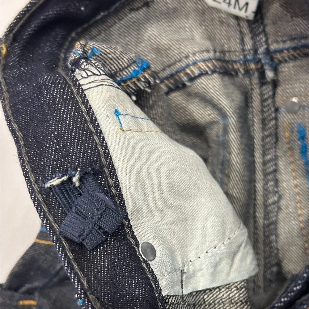 Rocawear Dark Denim Jeans with Yellow and Blue Stitching - Picture 5 of 12
